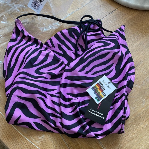 Zebra one piece - Picture 4 of 5